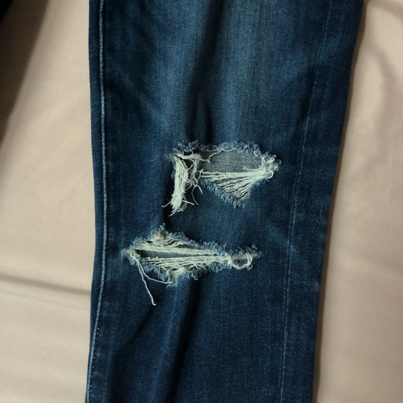 American Eagle Dream Jean skinny jeans - distressed size 2 - Picture 2 of 7